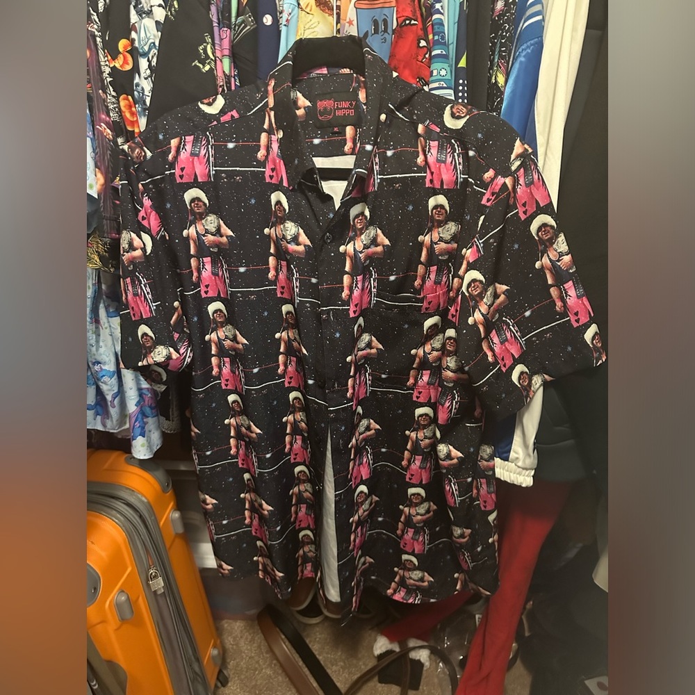 Funky Hippo Apparel Santa Bret Hart Button Down XL WWE